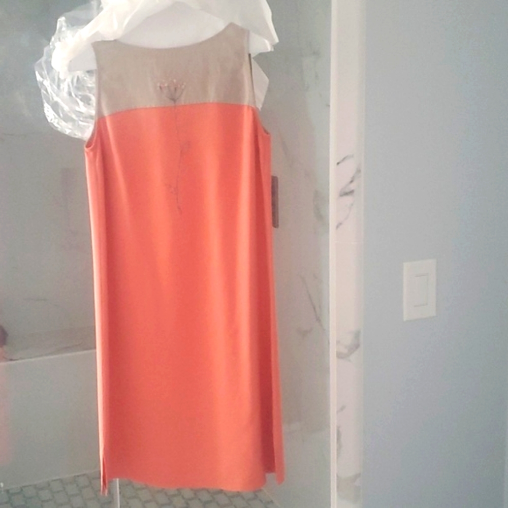 Ladies dress size small 100% freshly dry cleaned